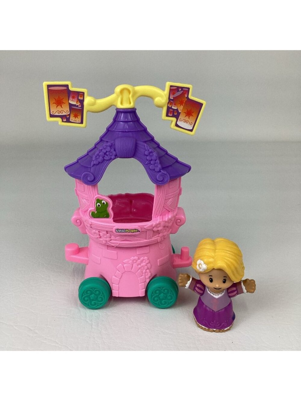 Fisher Price Little People Disney Princess Parade Tangled Rapunzel Tower Float